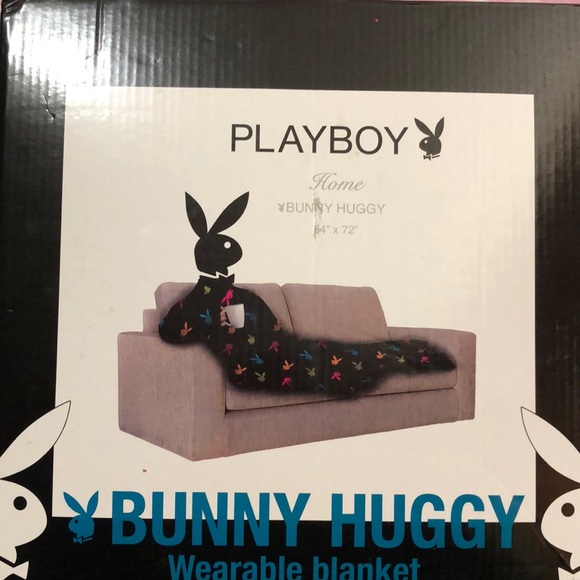 πΈππΈNEW NEVER USED PLAYBOY SNUGGYππΈπ - Picture 1 of 4